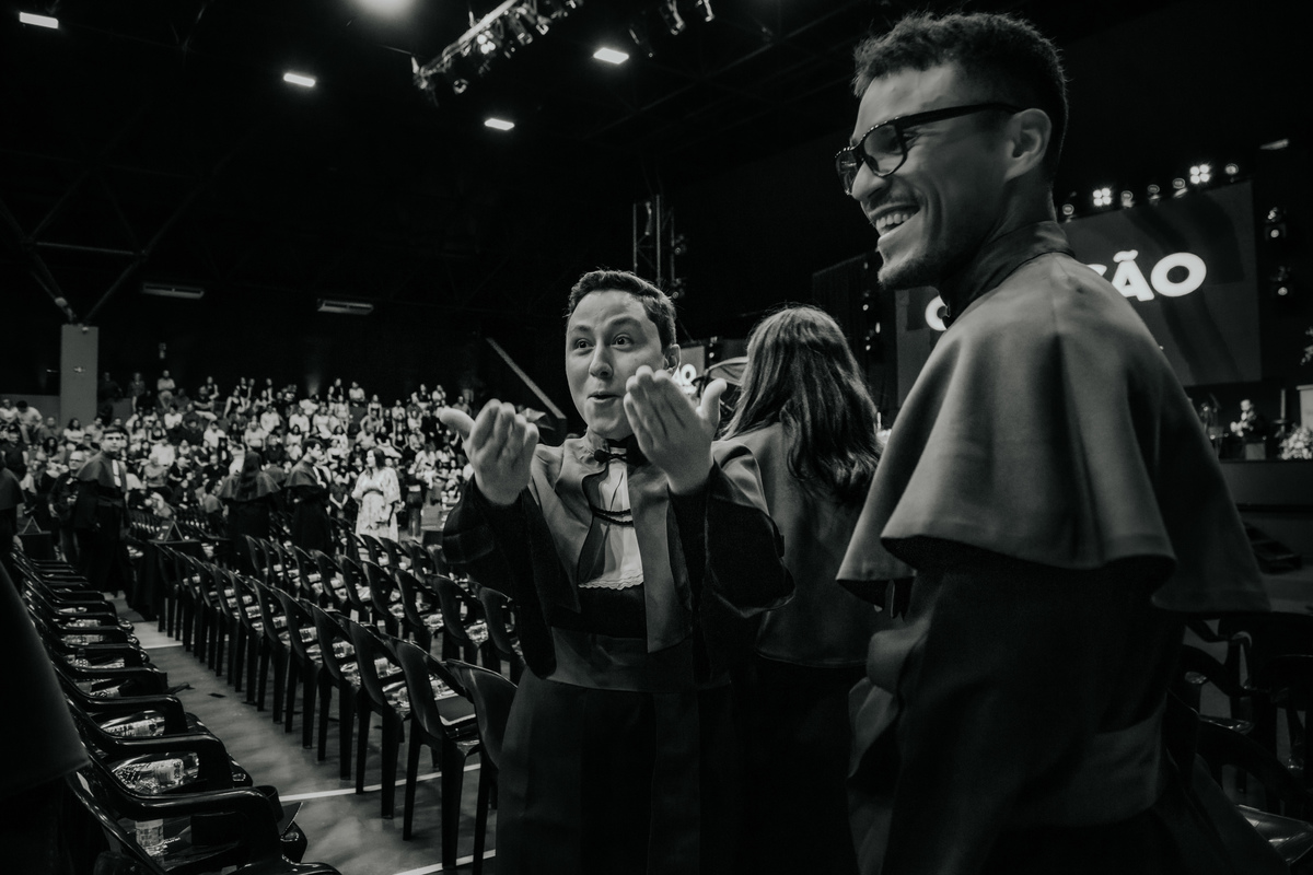 Fotografia de Formatura por André Bertogna — Colação de Grau Leonardo, foto 3 de 8
